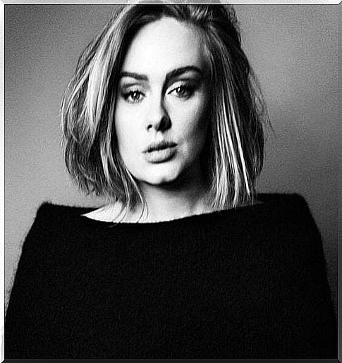 Singer Adele talks about her experience with postpartum depression