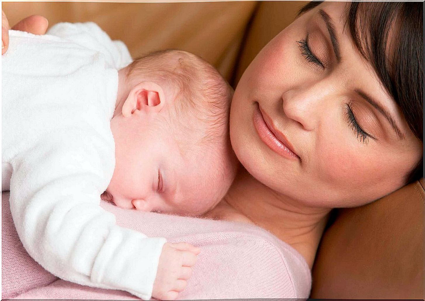 mother and children sleeping together